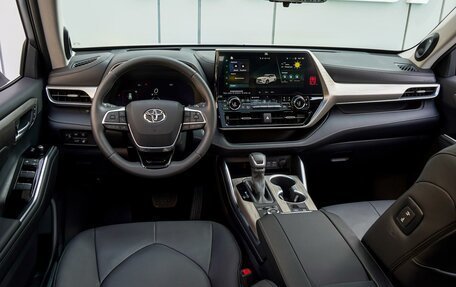 Toyota Highlander, 2025 год, 5 630 000 рублей, 6 фотография