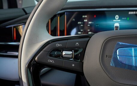 Geely Atlas, 2025 год, 2 950 000 рублей, 16 фотография
