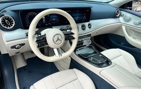 Mercedes-Benz E-Класс, 2022 год, 4 632 333 рублей, 6 фотография