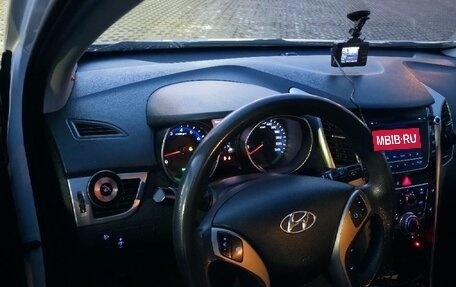 Hyundai i30 II рестайлинг, 2012 год, 850 000 рублей, 10 фотография