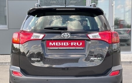 Toyota RAV4, 2014 год, 1 850 000 рублей, 6 фотография
