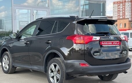 Toyota RAV4, 2014 год, 1 850 000 рублей, 7 фотография