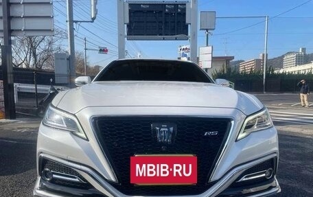 Toyota Crown, 2021 год, 2 920 000 рублей, 5 фотография