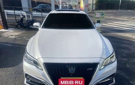 Toyota Crown, 2021 год, 2 920 000 рублей, 4 фотография
