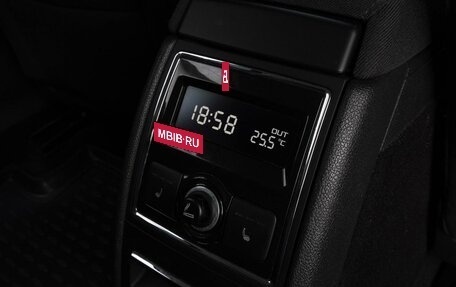 Skoda Superb III рестайлинг, 2014 год, 1 540 000 рублей, 19 фотография