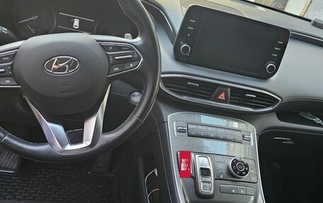 Hyundai Santa Fe IV, 2021 год, 3 800 000 рублей, 10 фотография