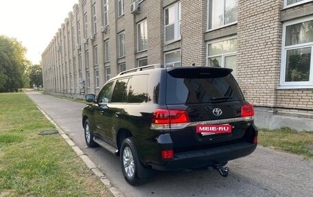 Toyota Land Cruiser 200, 2018 год, 6 200 000 рублей, 5 фотография