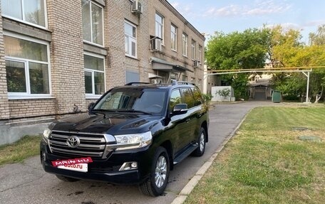Toyota Land Cruiser 200, 2018 год, 6 200 000 рублей, 8 фотография