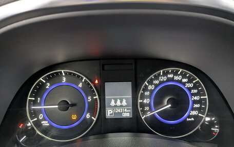 Infiniti QX70, 2015 год, 2 850 000 рублей, 15 фотография
