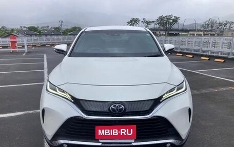 Toyota Harrier, 2022 год, 2 498 000 рублей, 2 фотография