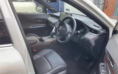 Toyota Harrier, 2022 год, 2 498 000 рублей, 11 фотография