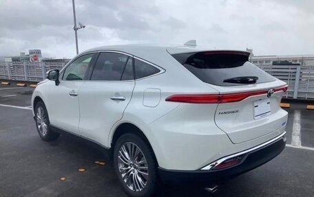 Toyota Harrier, 2022 год, 2 498 000 рублей, 8 фотография