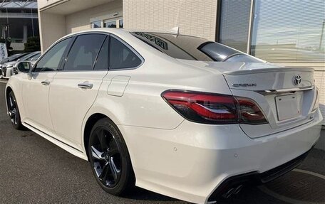 Toyota Crown, 2021 год, 2 470 000 рублей, 4 фотография