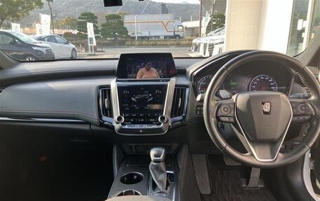 Toyota Crown, 2021 год, 2 470 000 рублей, 7 фотография
