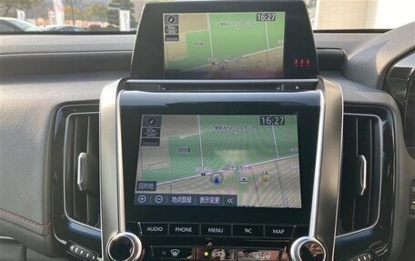 Toyota Crown, 2021 год, 2 470 000 рублей, 13 фотография