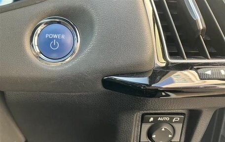 Toyota Crown, 2021 год, 2 470 000 рублей, 11 фотография