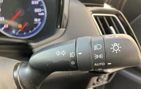Toyota Crown, 2021 год, 2 470 000 рублей, 10 фотография