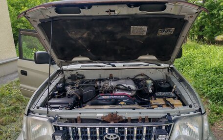 Toyota Land Cruiser Prado 90 рестайлинг, 1999 год, 990 000 рублей, 20 фотография