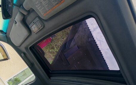 Toyota Land Cruiser Prado 90 рестайлинг, 1999 год, 990 000 рублей, 18 фотография