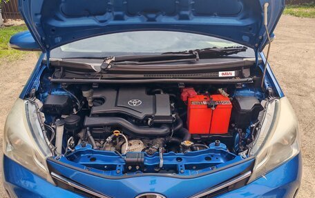 Toyota Vitz, 2015 год, 675 000 рублей, 5 фотография