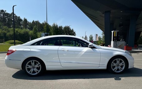 Mercedes-Benz E-Класс, 2013 год, 2 000 000 рублей, 2 фотография