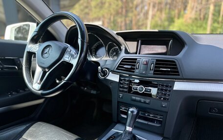 Mercedes-Benz E-Класс, 2013 год, 2 000 000 рублей, 14 фотография