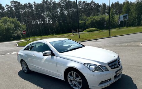 Mercedes-Benz E-Класс, 2013 год, 2 000 000 рублей, 11 фотография