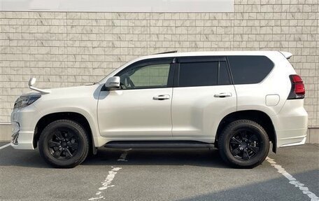 Toyota Land Cruiser Prado 150 рестайлинг 2, 2021 год, 3 835 000 рублей, 8 фотография