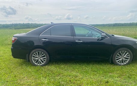 Toyota Camry, 2016 год, 1 980 000 рублей, 6 фотография