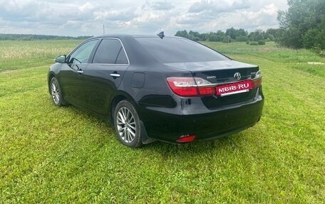 Toyota Camry, 2016 год, 1 980 000 рублей, 4 фотография