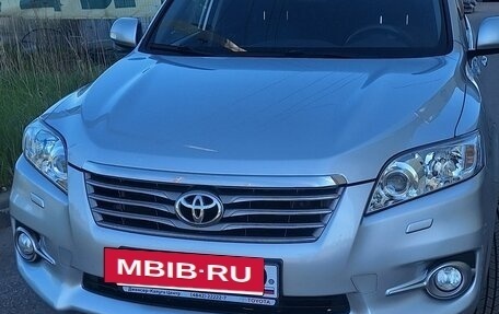 Toyota RAV4, 2012 год, 1 623 000 рублей, 3 фотография