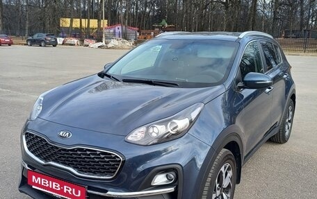 KIA Sportage IV рестайлинг, 2020 год, 2 700 000 рублей, 5 фотография