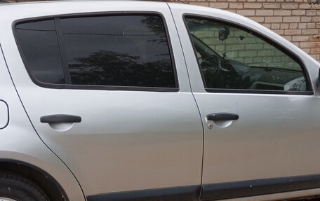 Renault Sandero I, 2012 год, 450 000 рублей, 3 фотография