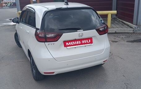 Honda Fit, 2020 год, 1 250 000 рублей, 4 фотография