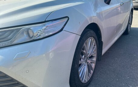 Toyota Camry, 2019 год, 3 000 000 рублей, 3 фотография