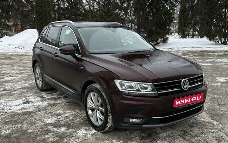Volkswagen Tiguan II, 2018 год, 2 650 000 рублей, 1 фотография