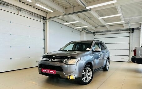 Mitsubishi Outlander III рестайлинг 3, 2013 год, 1 499 999 рублей, 1 фотография