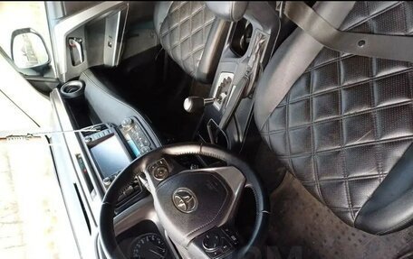 Toyota RAV4, 2016 год, 2 450 000 рублей, 2 фотография