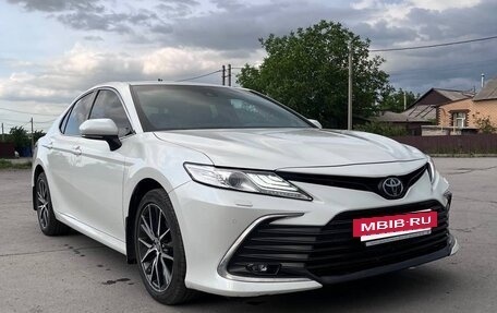 Toyota Camry, 2021 год, 3 750 000 рублей, 13 фотография