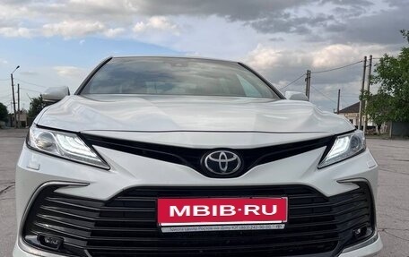 Toyota Camry, 2021 год, 3 750 000 рублей, 21 фотография