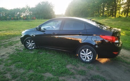 Hyundai Solaris II рестайлинг, 2013 год, 839 000 рублей, 6 фотография