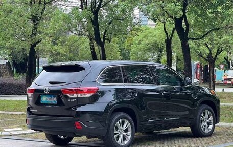 Toyota Highlander III, 2021 год, 3 300 000 рублей, 5 фотография