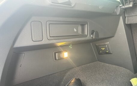 Volkswagen Tiguan II, 2021 год, 3 350 000 рублей, 9 фотография