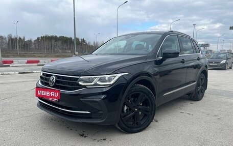 Volkswagen Tiguan II, 2021 год, 3 350 000 рублей, 5 фотография
