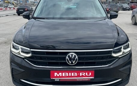 Volkswagen Tiguan II, 2021 год, 3 350 000 рублей, 6 фотография