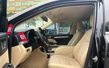 Toyota Highlander III, 2021 год, 3 350 000 рублей, 10 фотография