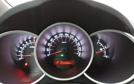 KIA Venga I, 2013 год, 1 025 000 рублей, 13 фотография
