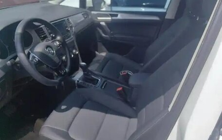 Volkswagen Golf VII, 2020 год, 1 400 000 рублей, 9 фотография