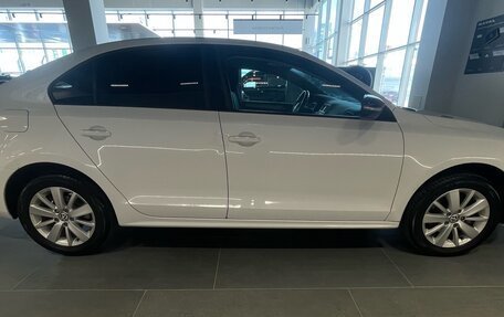 Volkswagen Jetta VI, 2013 год, 999 000 рублей, 7 фотография