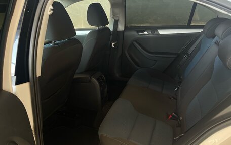 Volkswagen Jetta VI, 2013 год, 999 000 рублей, 17 фотография